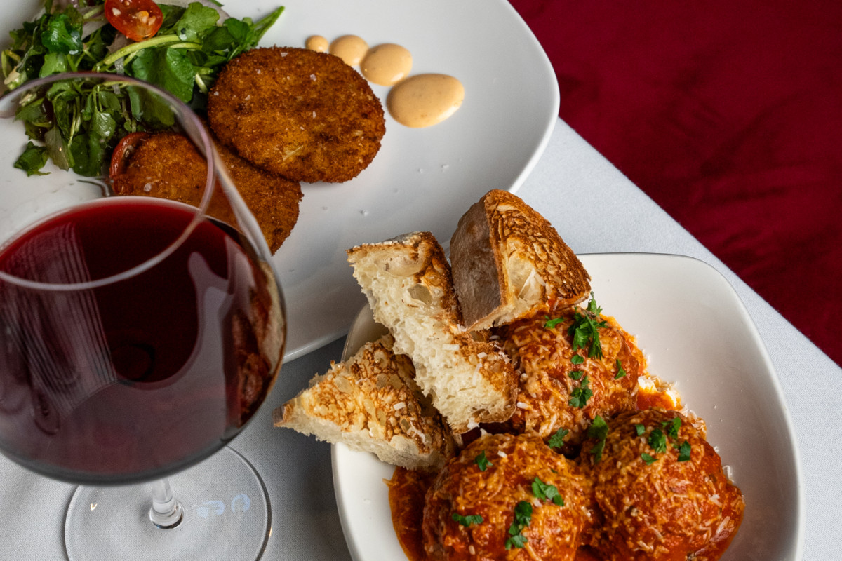 Photo 1 of 4: Barrotta's Supper Club