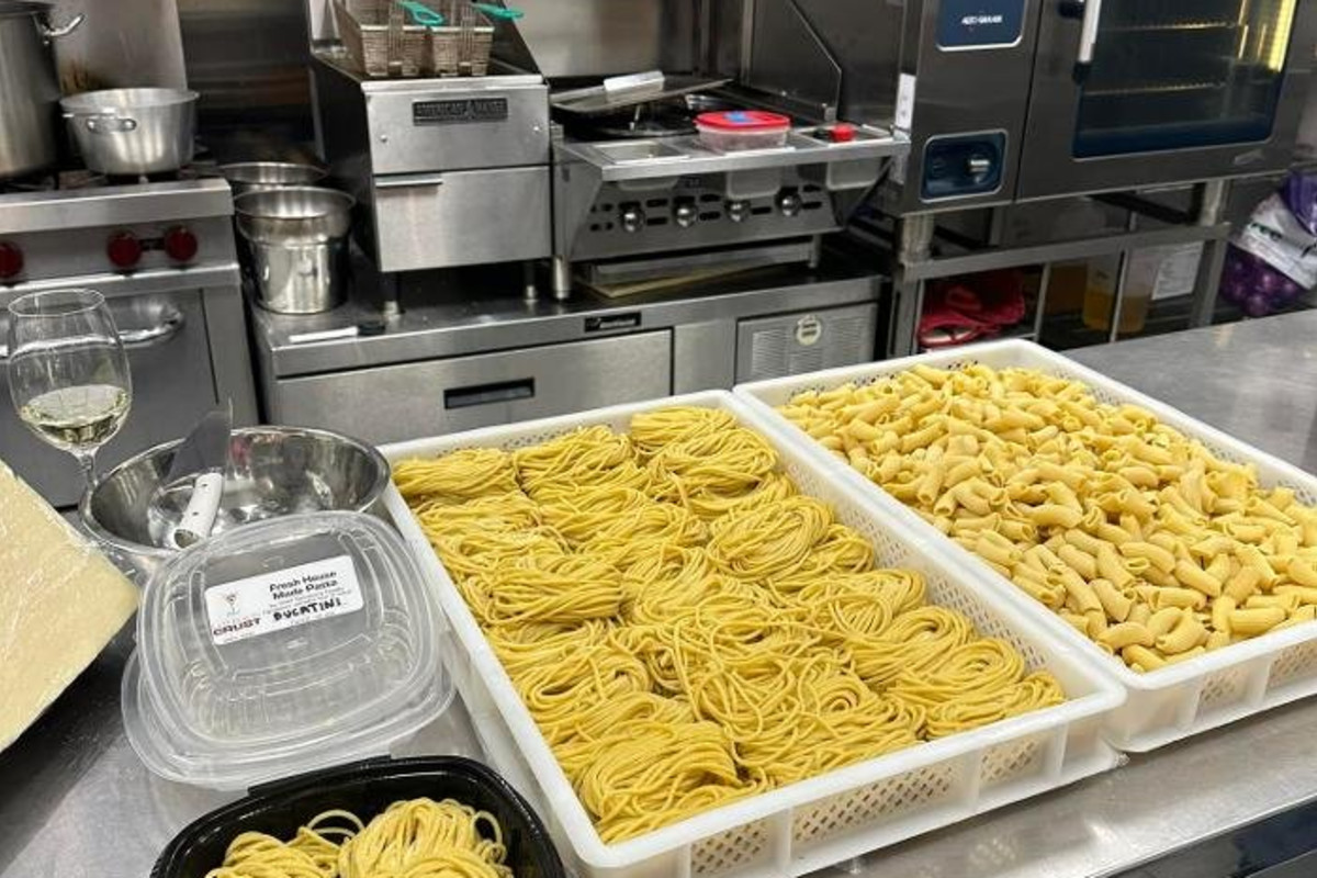 Enzo's Deli & Imports - Enzos Deli
