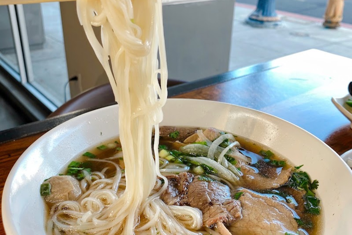 Photo 1 of 4: 123 Pho - Torrance