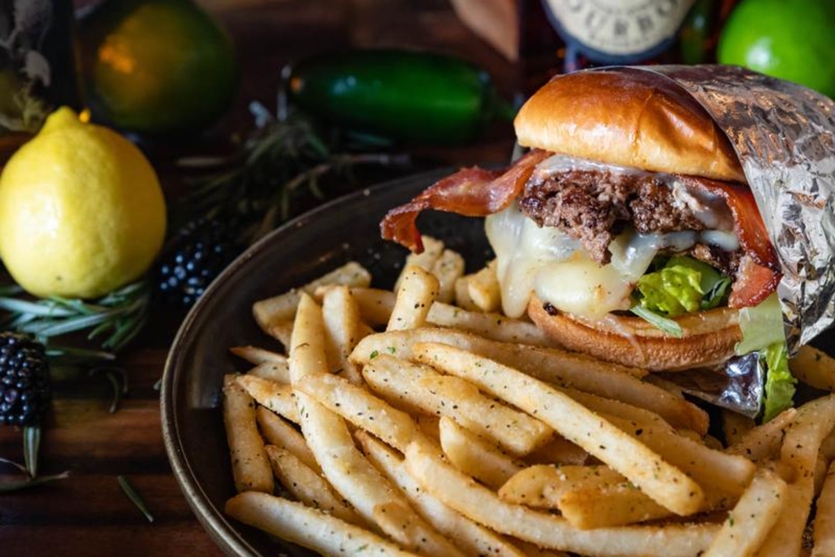 B&B Tavern - Sixes Road