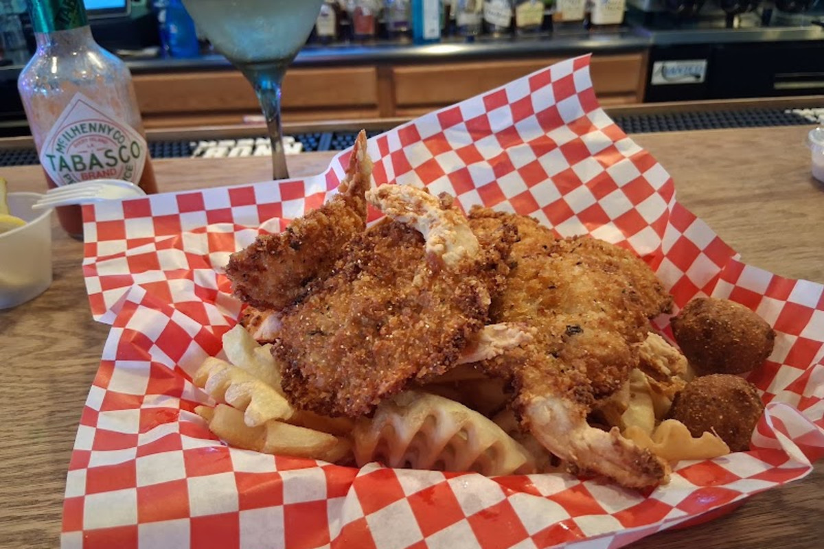 Shrimp It Up - Bar & Grill