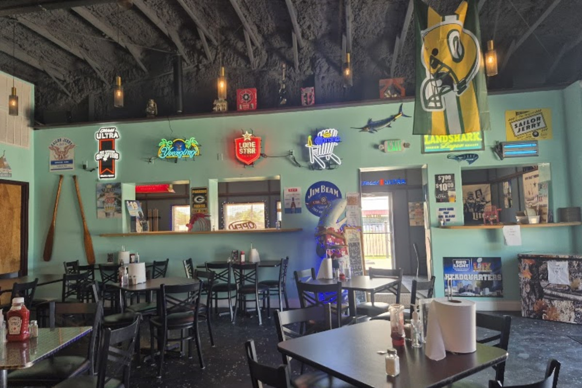 Shrimp It Up - Bar & Grill