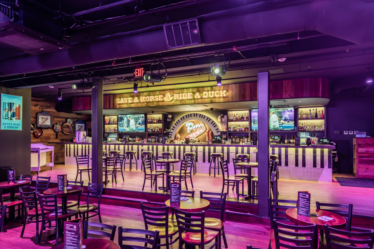 Pete's Dueling Piano Bar - Nashville