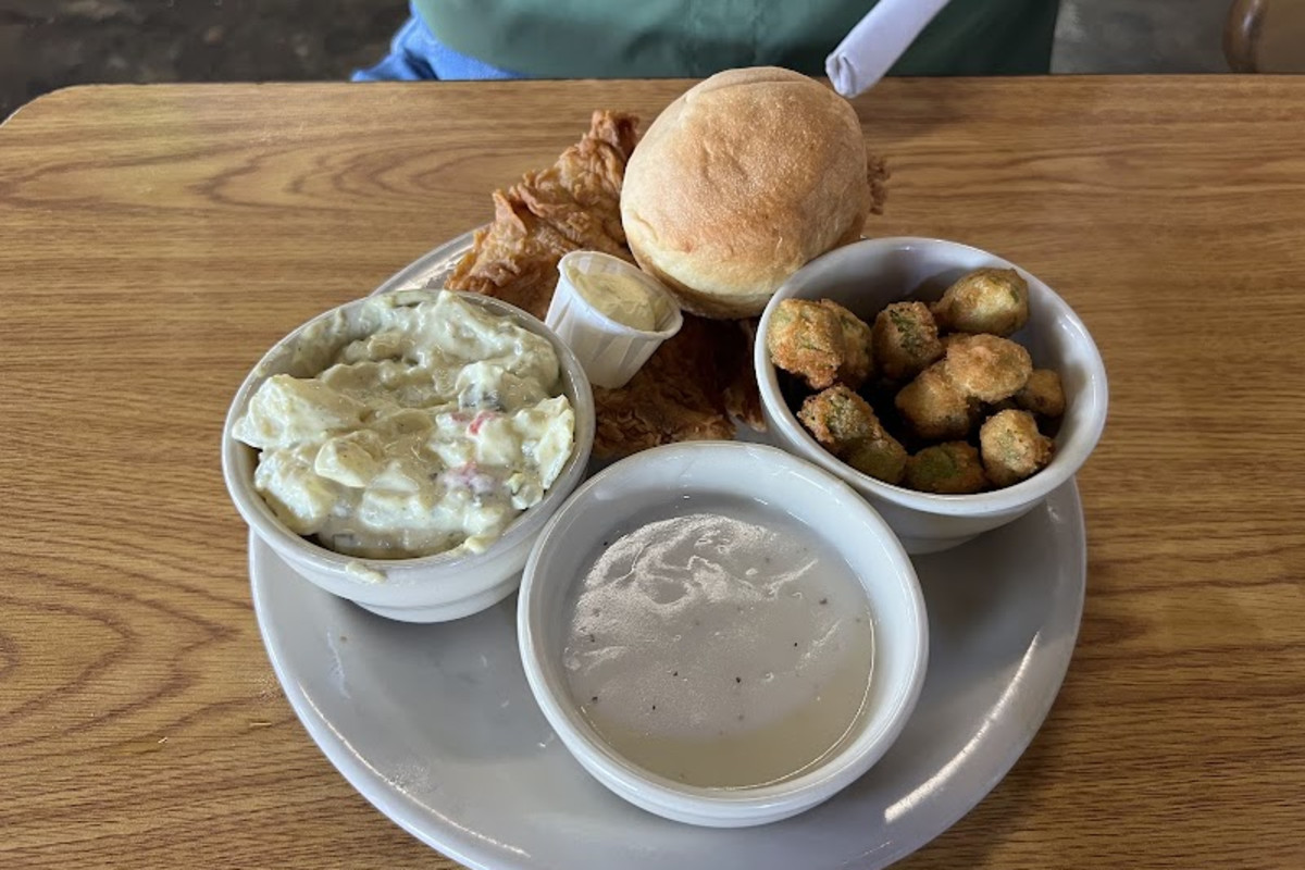 City Hall Cafe & Pie Bar