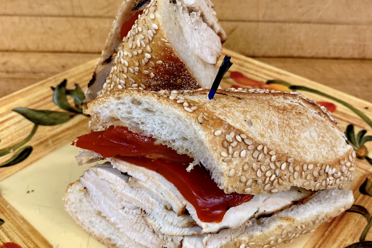 Nanas Deli Livingston