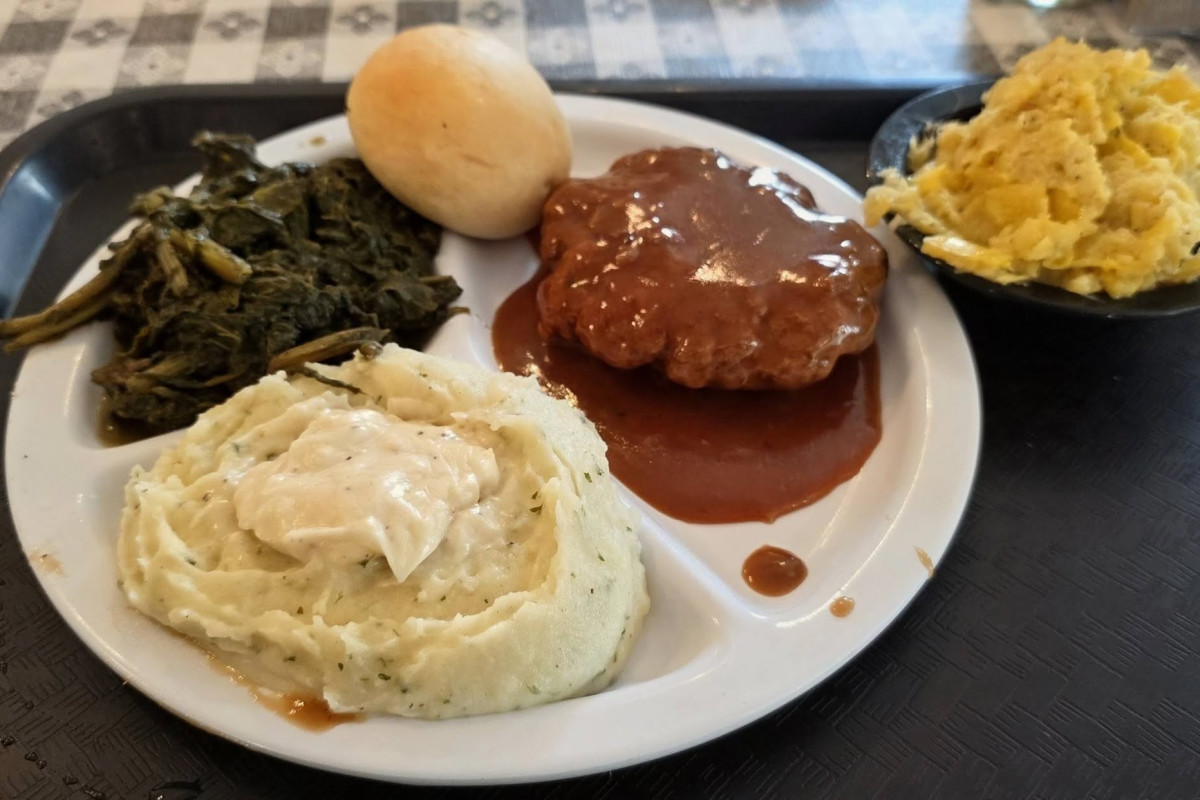 Junior's Eatin' House