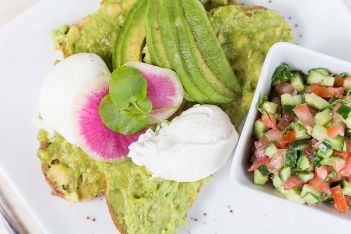 Leo & Lily