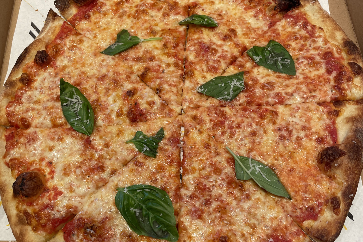 Photo 1 of 4: Gia's Pizza