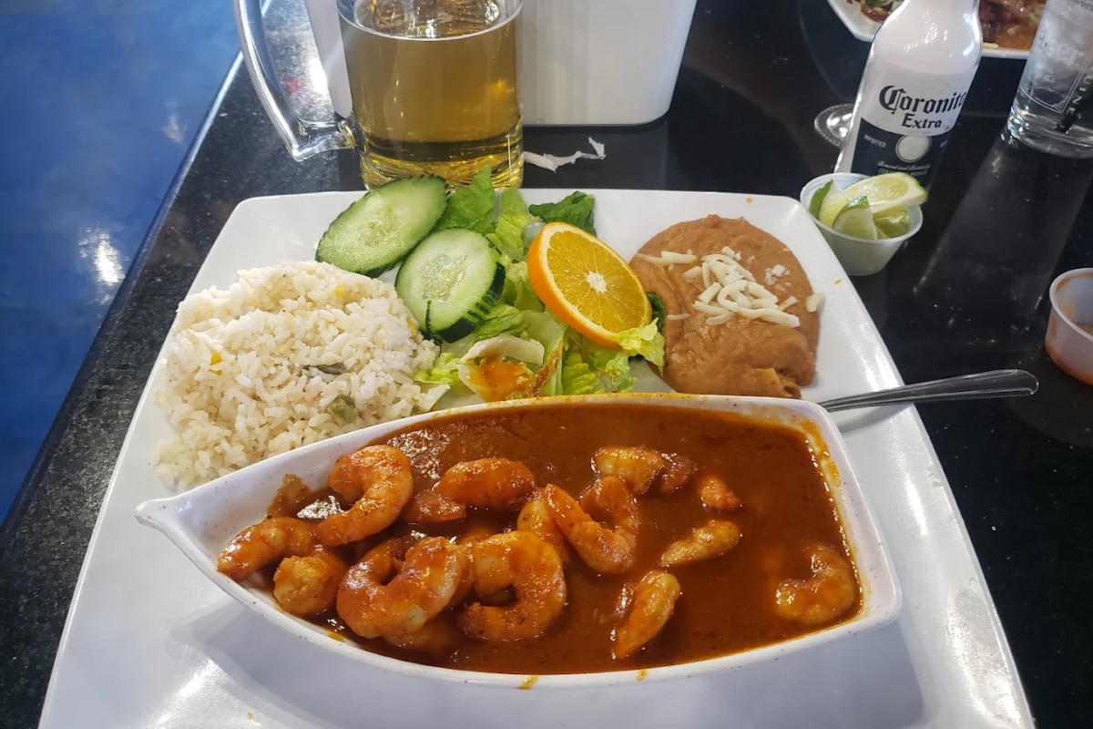 Oasis Crossroads | Bar And Grill
