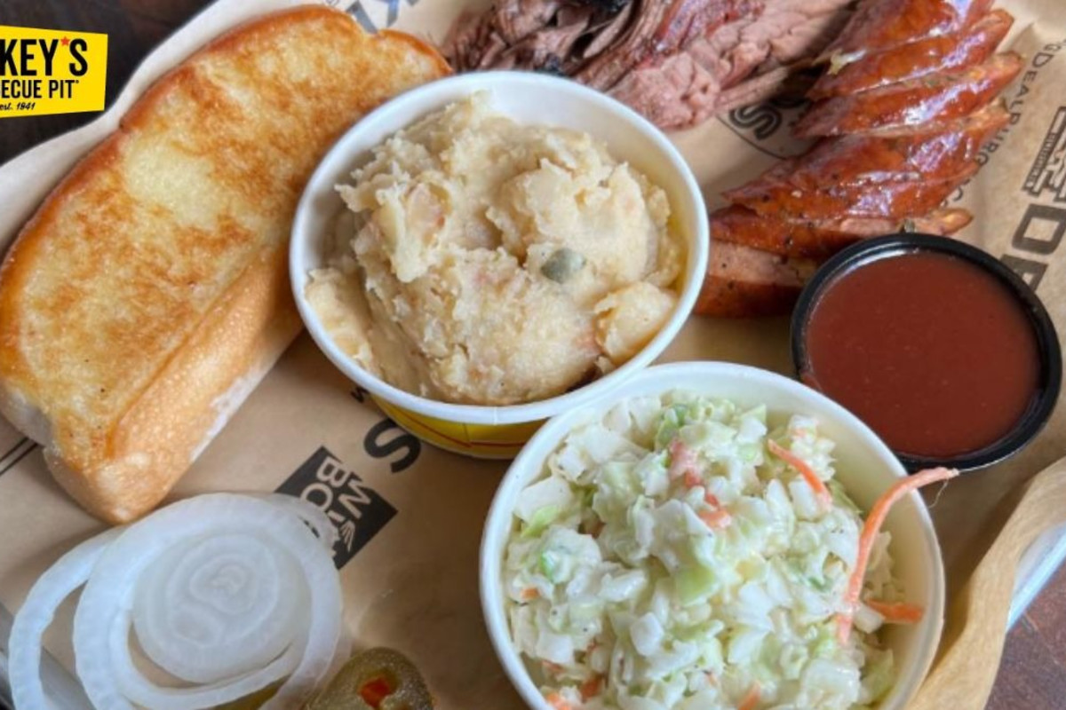 Dickey's Barbecue Pit - Baton Rouge