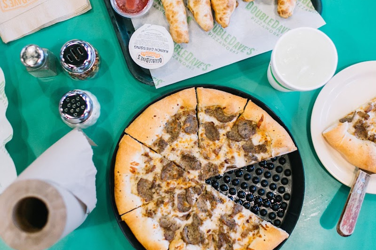 Photo 1 of 4: DoubleDave's Pizzaworks