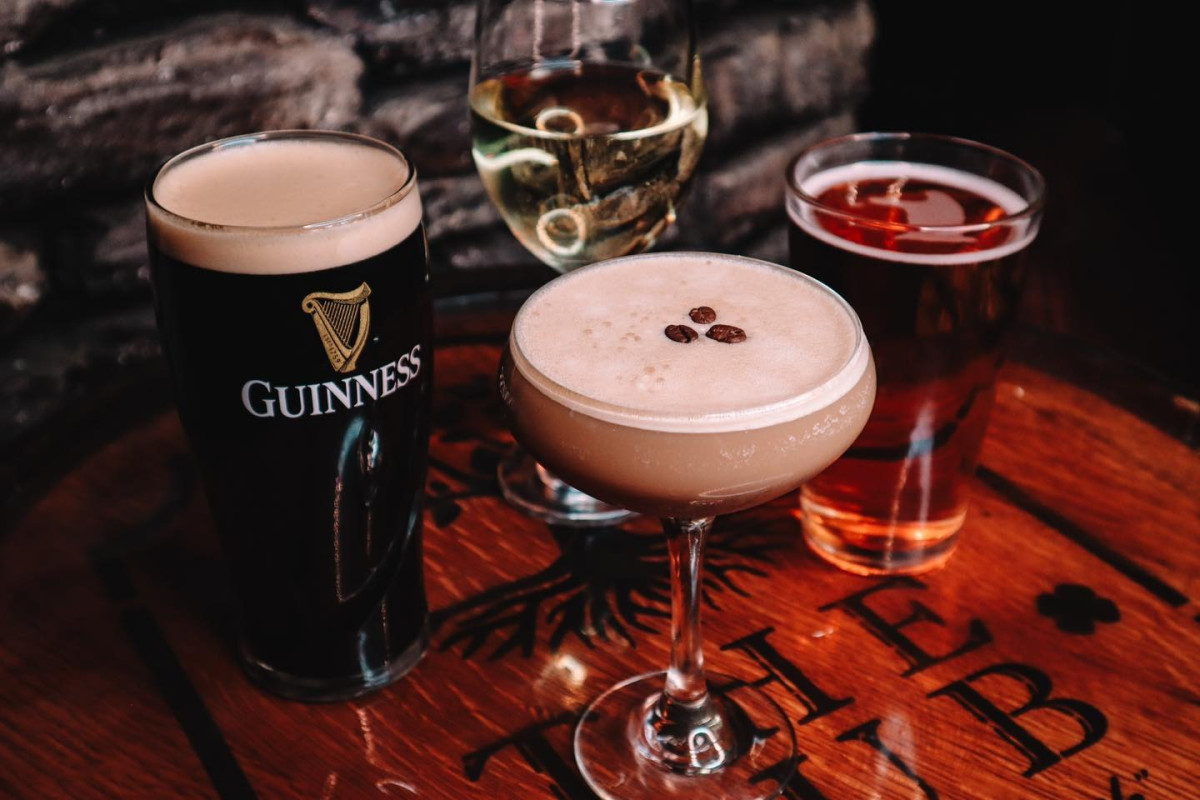 The Pub - Triangle
