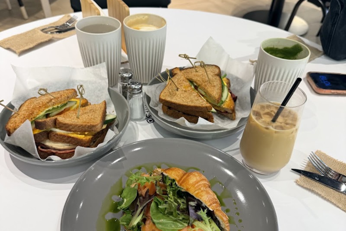 Heal Day Cafe