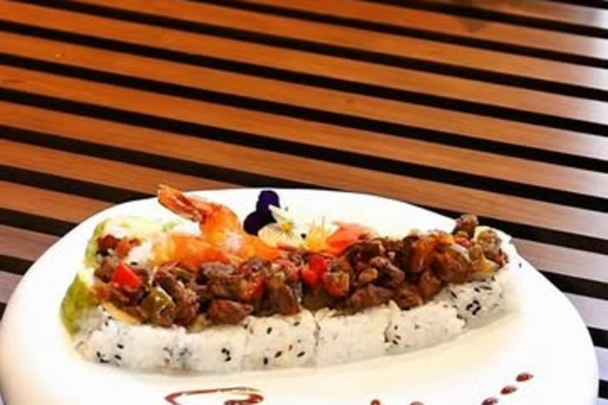 Photo 1 of 4: Jarto E Sushi