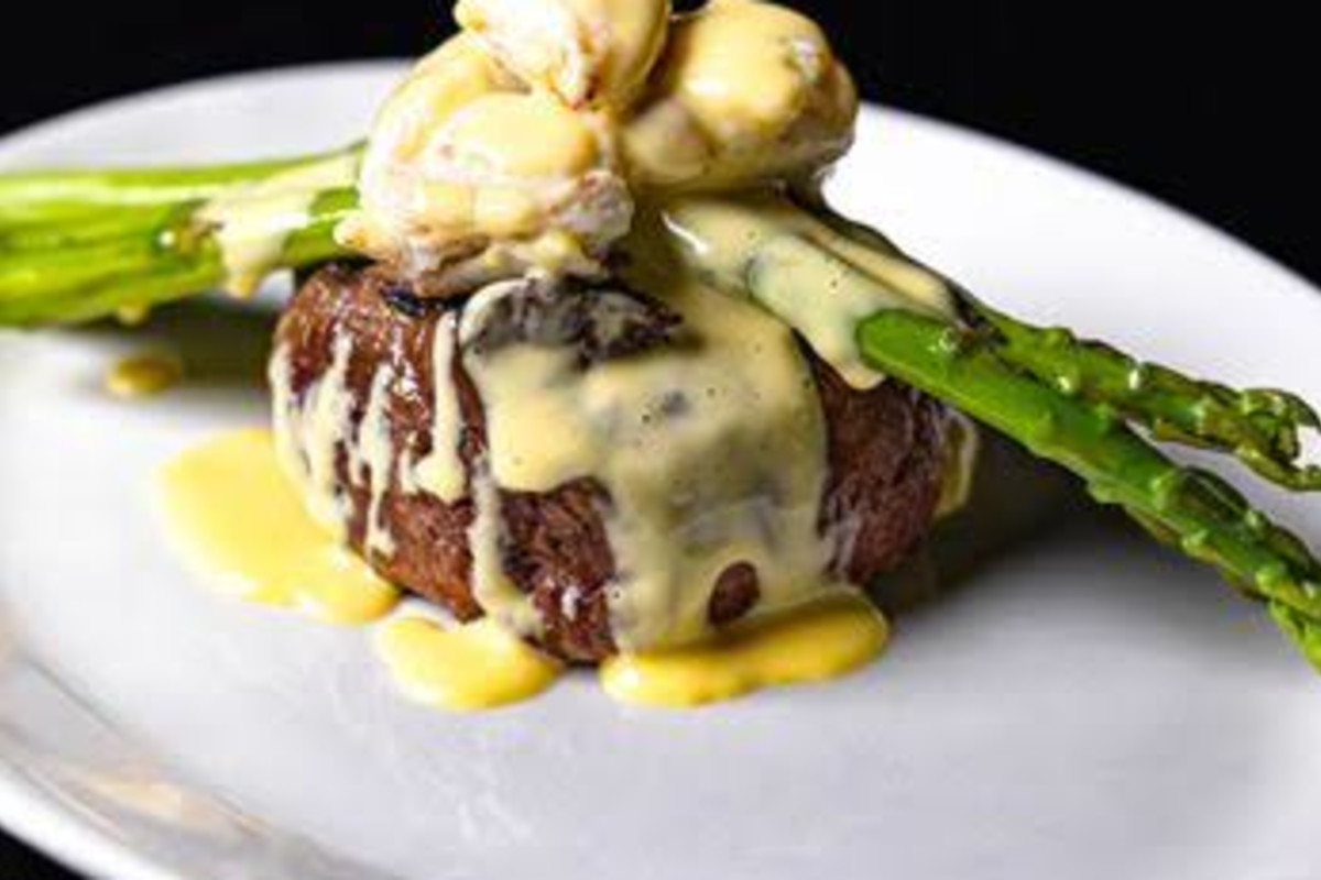 Photo 1 of 4: Mo's A Place for Steaks