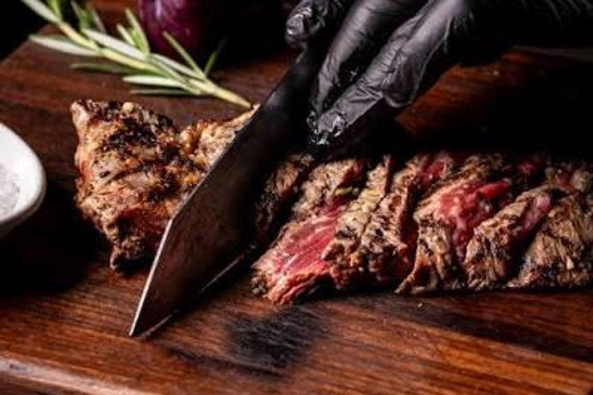 Mo's A Place for Steaks