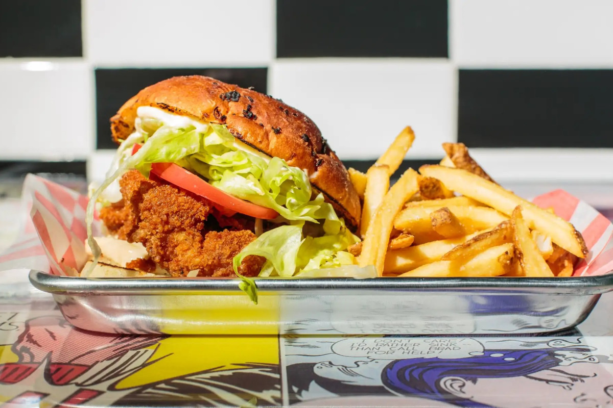 Rattle Shake Grill