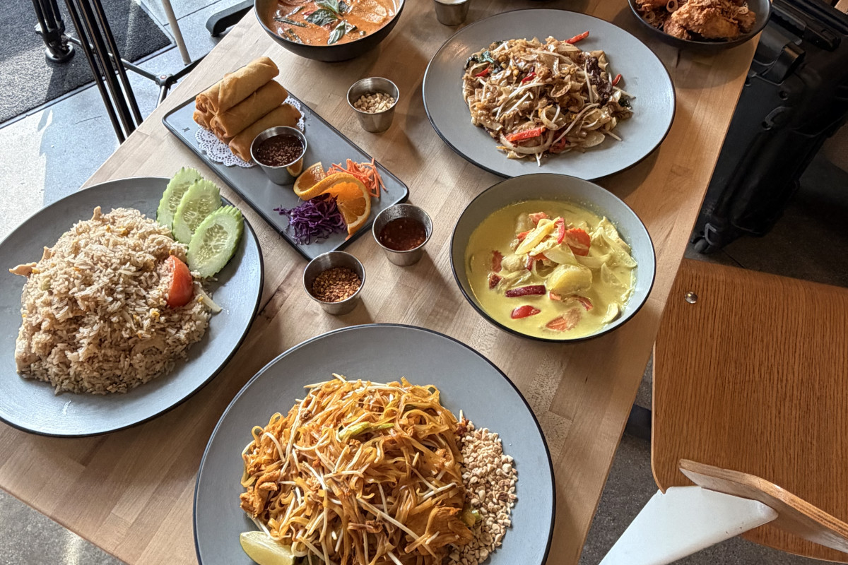 Gor Gai Thai Eatery