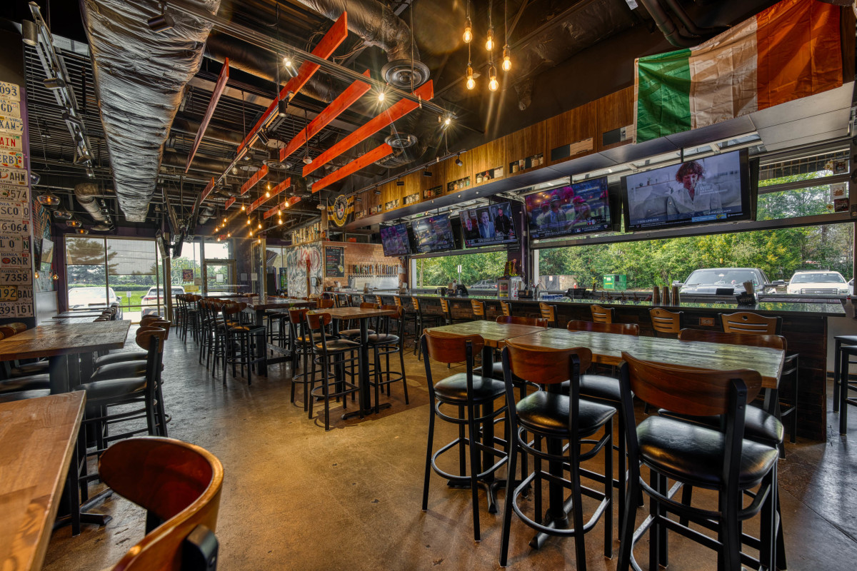 Photo 1 of 4: Rai's Pour House