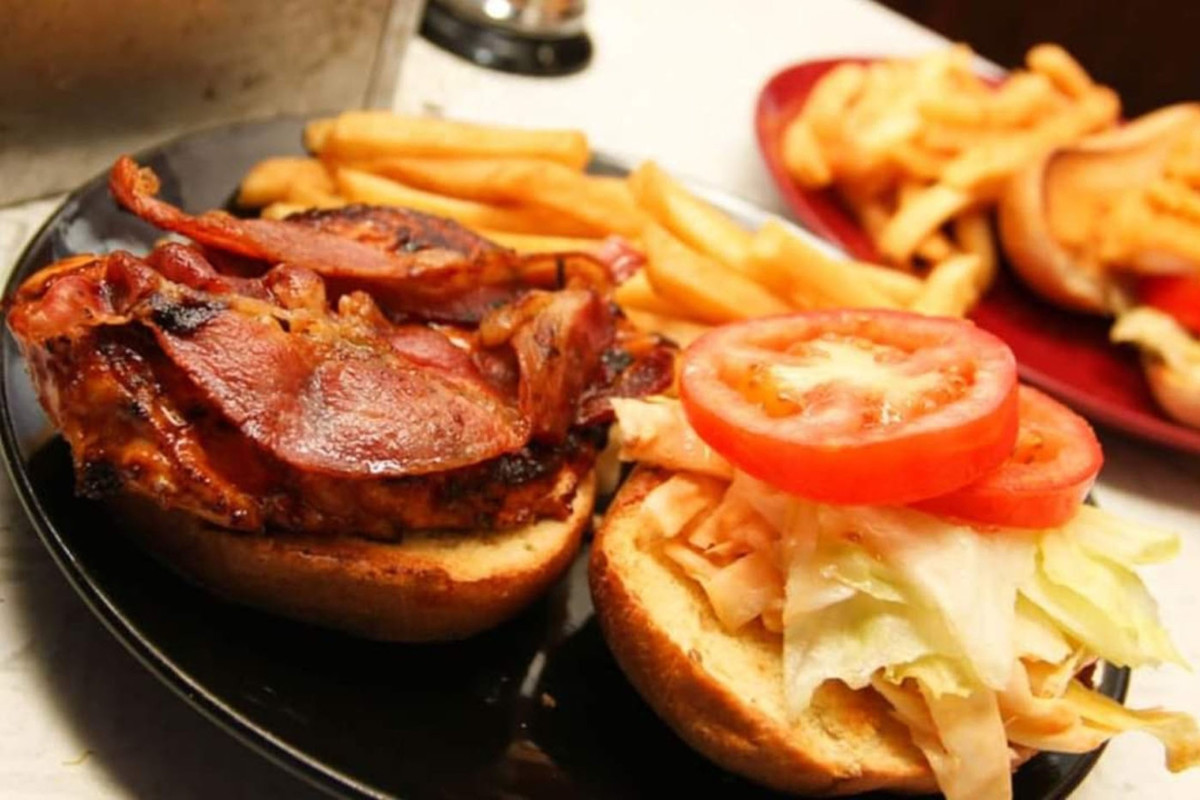 Photo 1 of 4: Dabomb Sports Grill