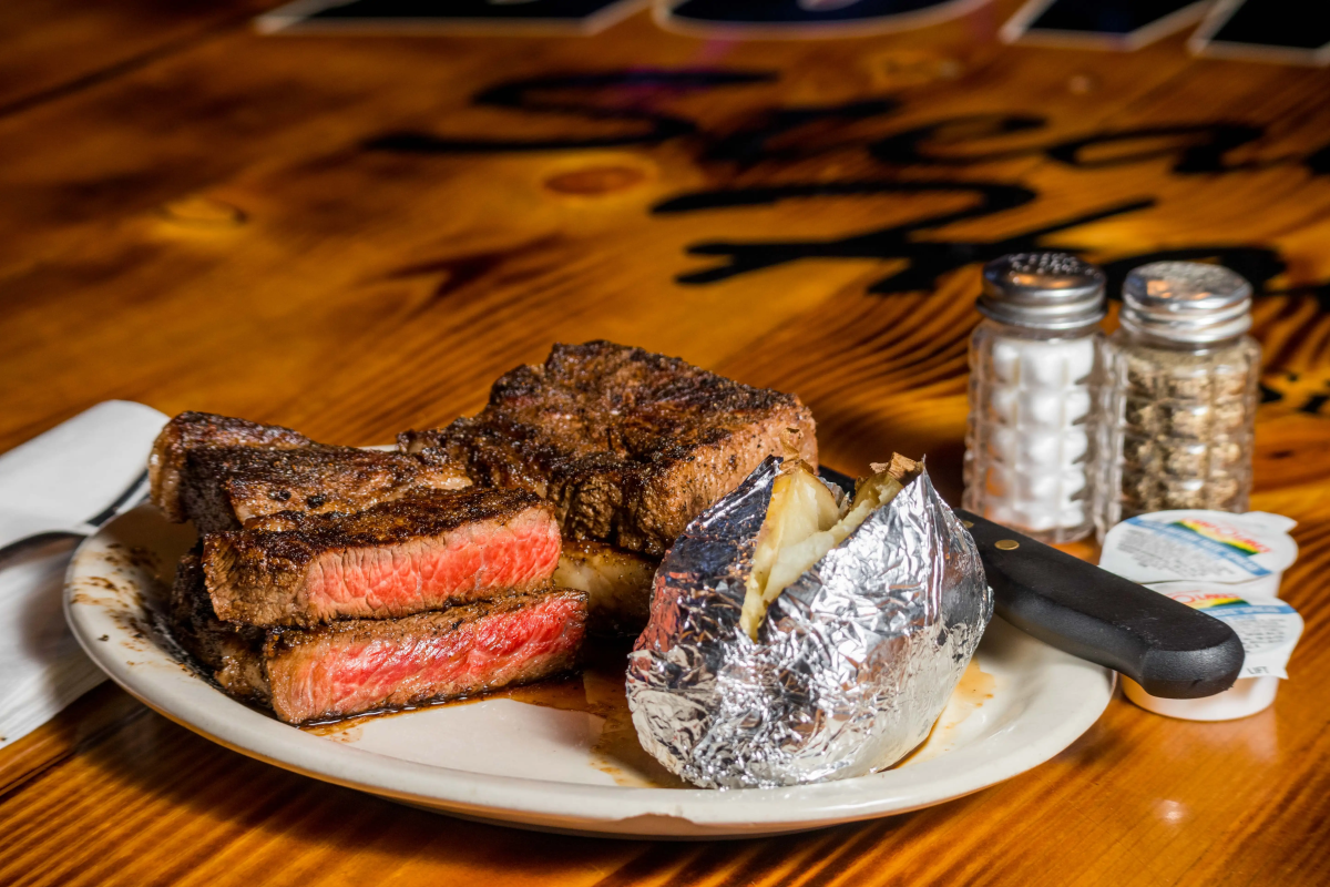 Lowake Steak House