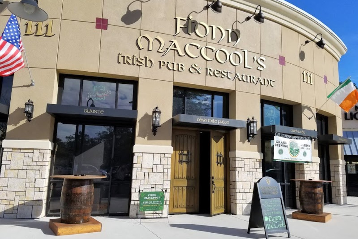 Fionn MacCool's Irish Pub & Restaurant