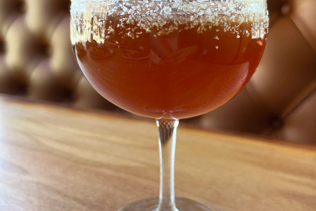 Bluebird Bar & Grill
