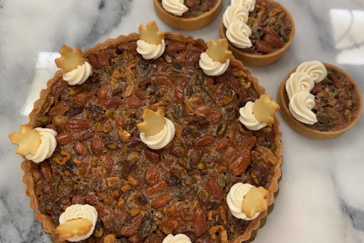 Upper Crust Baking - Davis