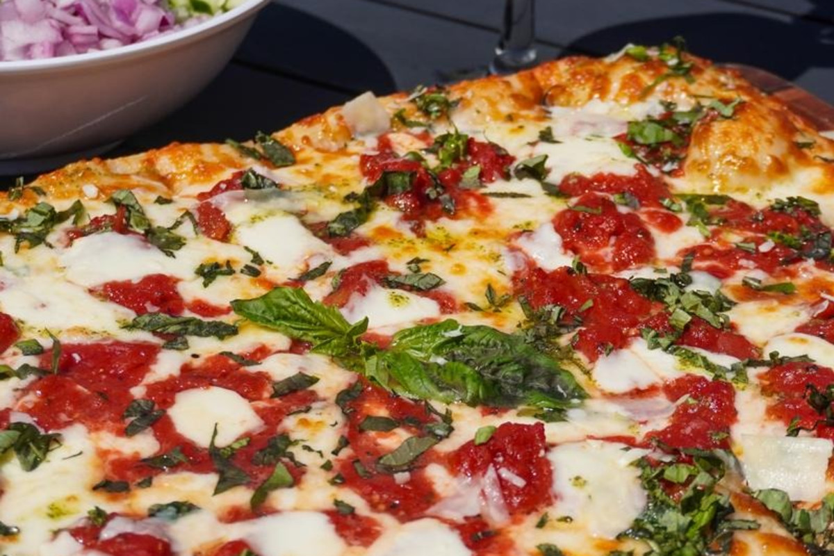 Photo 1 of 4: Ventura's Italian Kitchen - Cortez