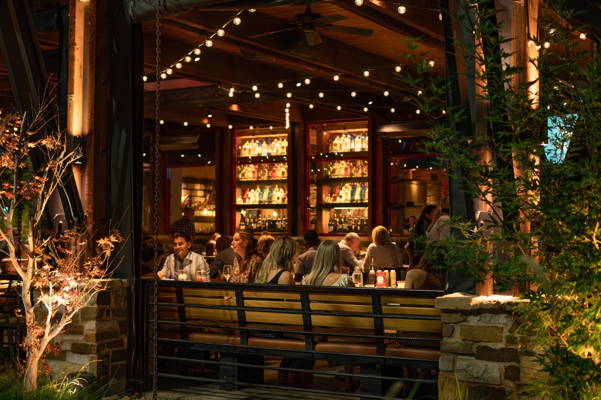 Photo 1 of 4: Lazy Dog Restaurants - Torrance