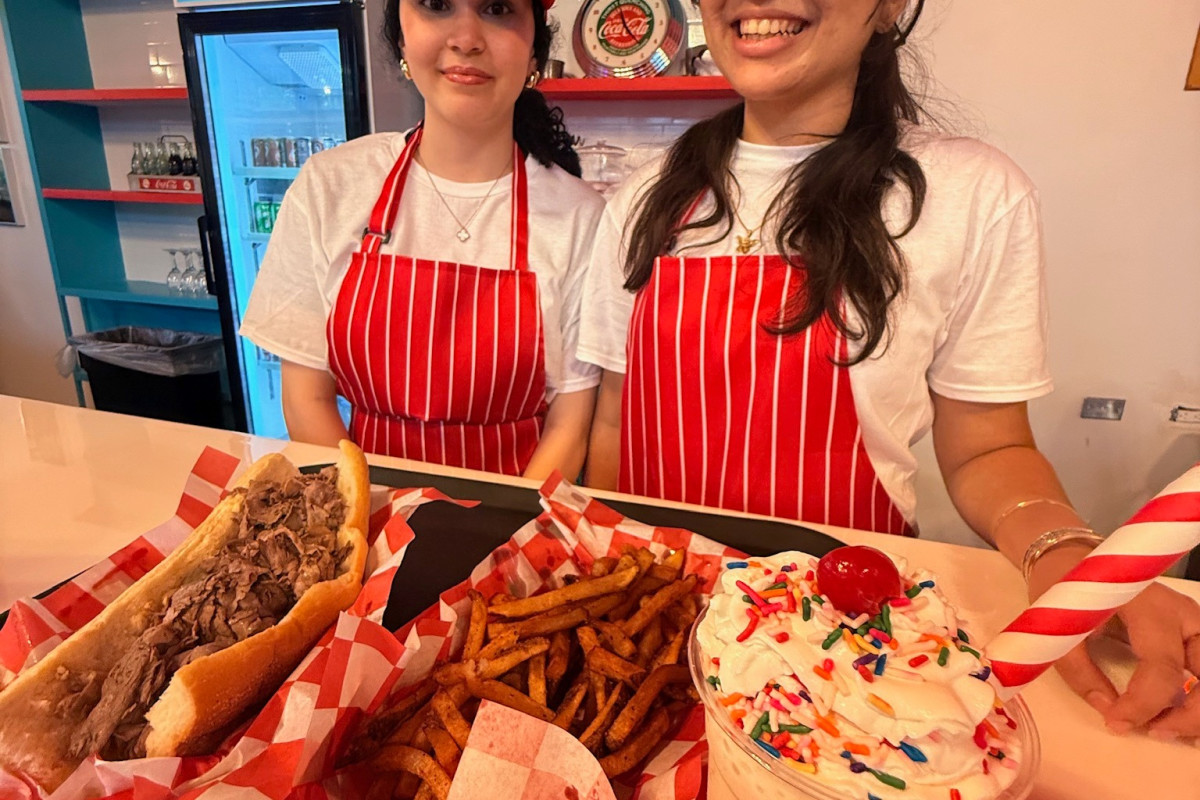 Al's Hot Dogs