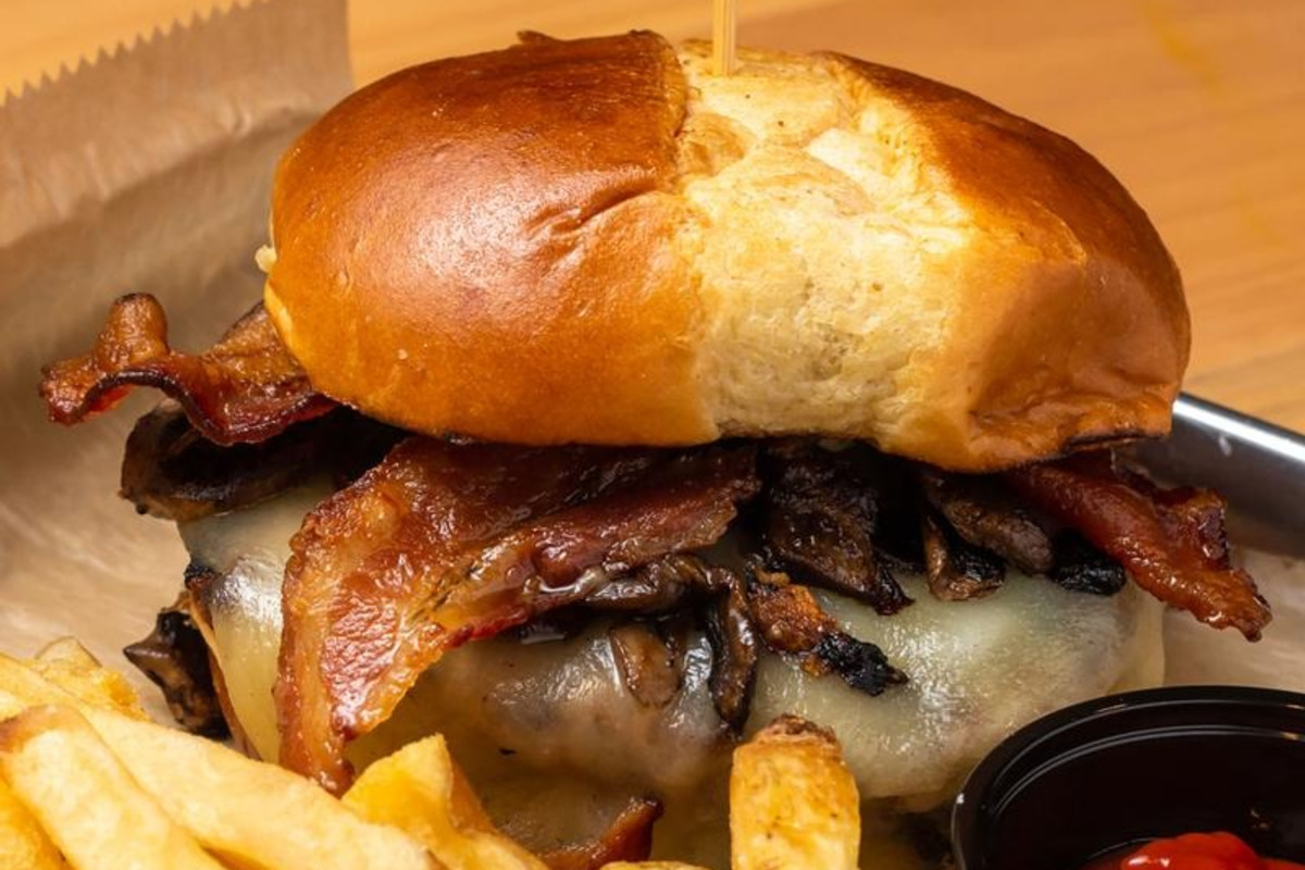 Moran's | Bar & Grill