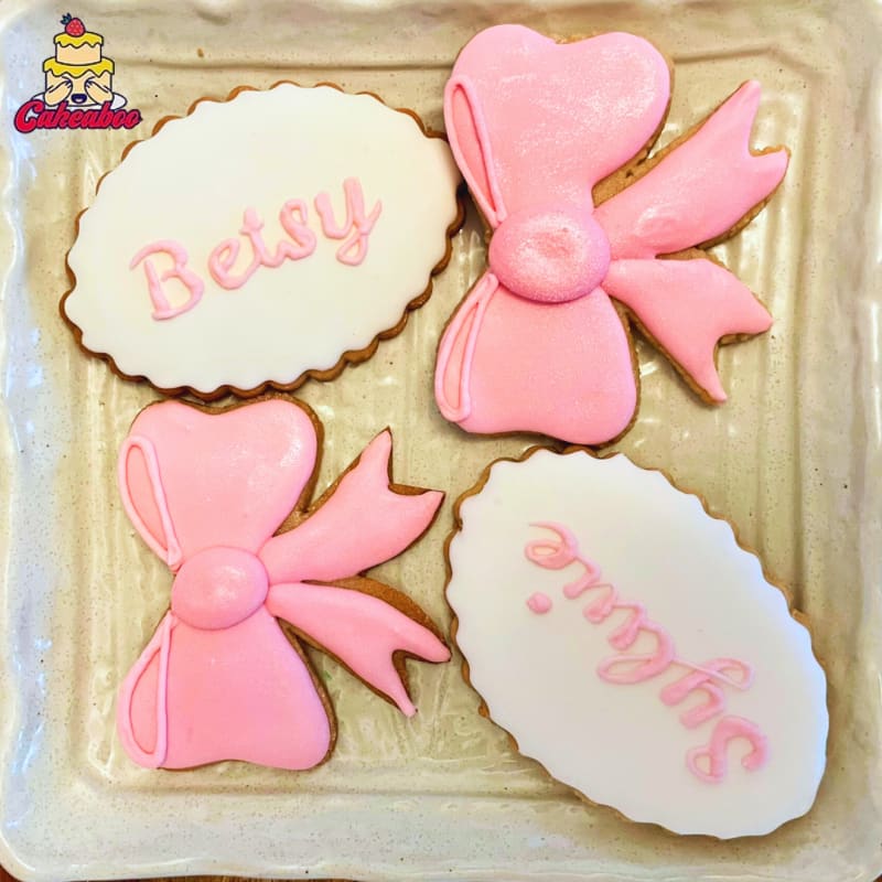 Beautifully decorated cookies - Custom decorated cookies in Vancouver by Cakeaboo