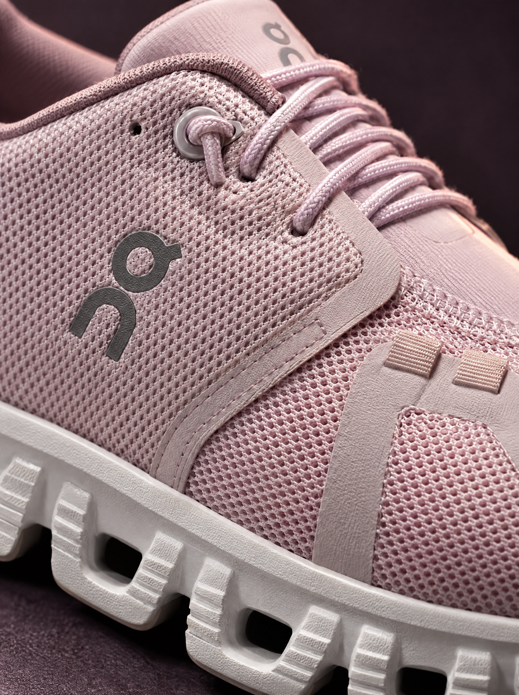 On Cloud 6 Pink Fade - Smooth Supportive Everyday