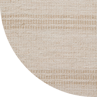 Close up shot of Eden King rug in Cream