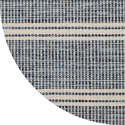 Close up shot of Eden King rug in Ocean