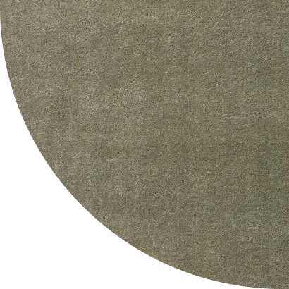 Close up shot of Hannah rug in Olive
