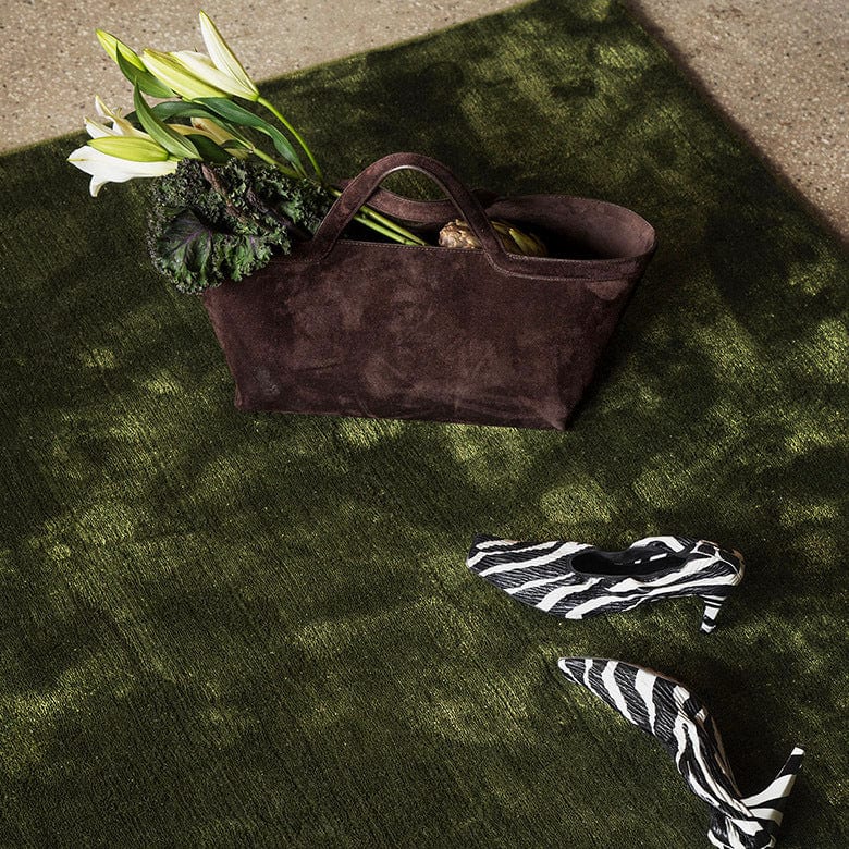 Custom-sized rugs, tailored to the inch