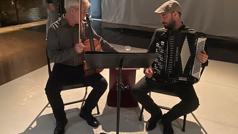 Finisszázs és koncert // Mohácsi András : Black and Why