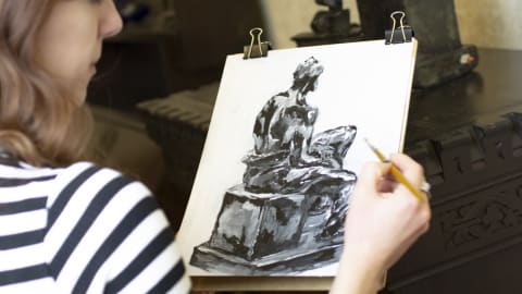 Grisaille csendélet: háromalkalmas felnőtt workshop