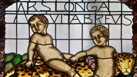 Művészet és mindennapok Róth Miksánál: általános tárlatvezetés
