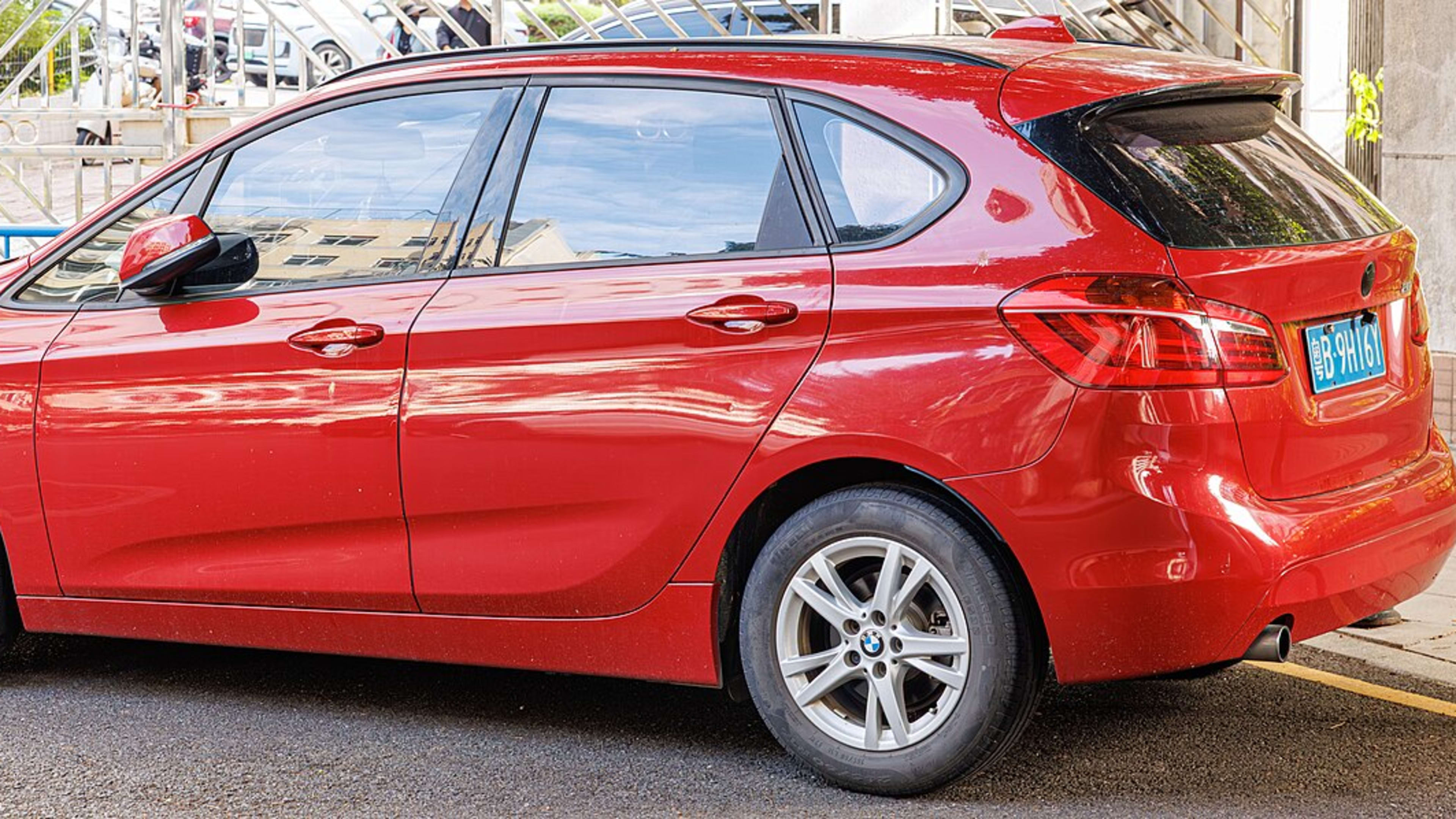 BMW 2 Active Tourer · F45 araç görünümü
