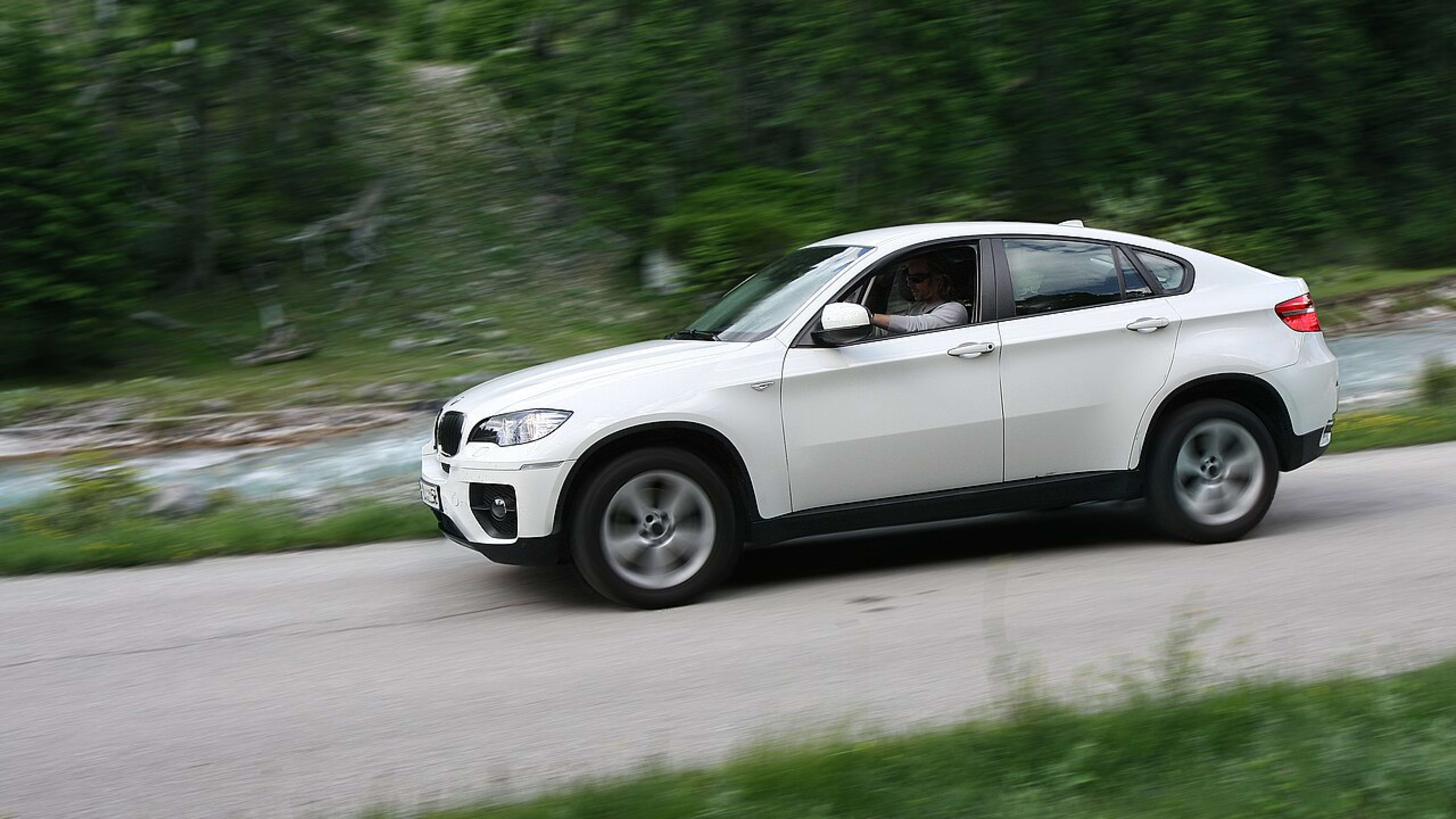 BMW X6 · E71 araç görünümü