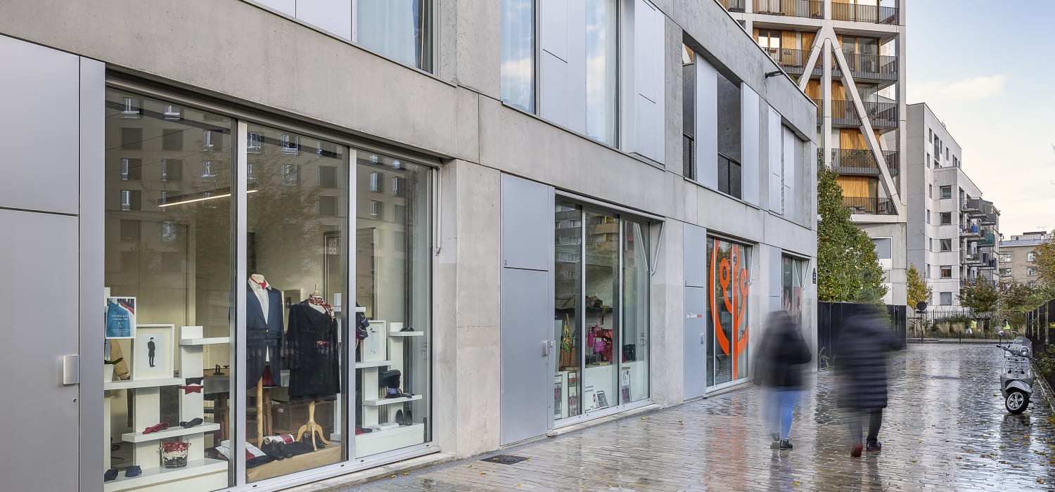 Le quartier d’affaires de Chapelle International côtoie les SOHO dans lesquels indépendants et commerçants développent une activité de proximité.
