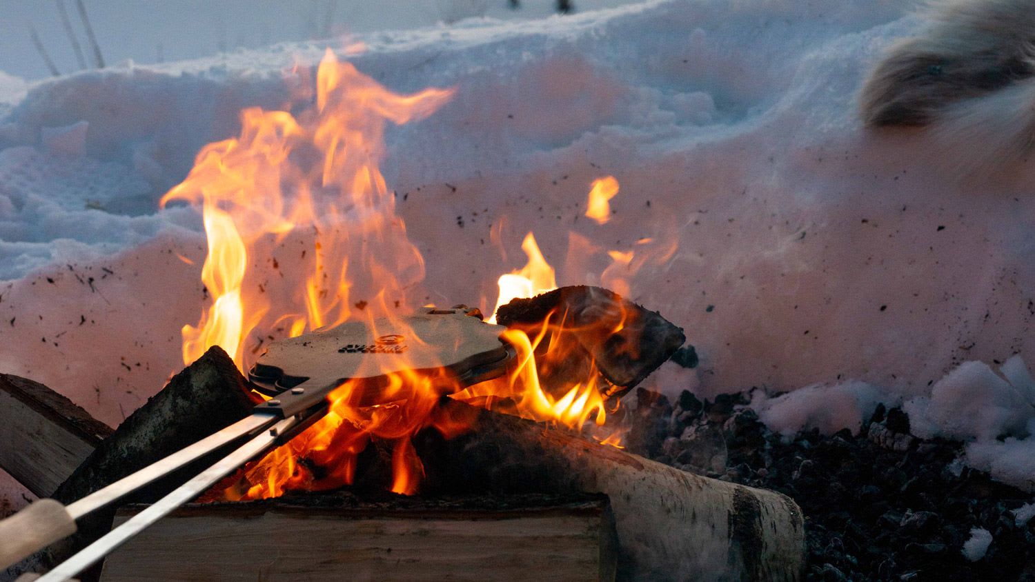 Ved og bål – Noen enkle råd når du skal fyre opp