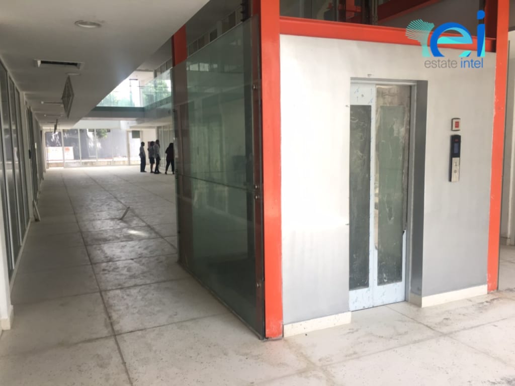 November 2017. Development: Lennox Mall, Admiralty Way/Layi Yusuf Crescent, Lekki Phase 1 - Lagos