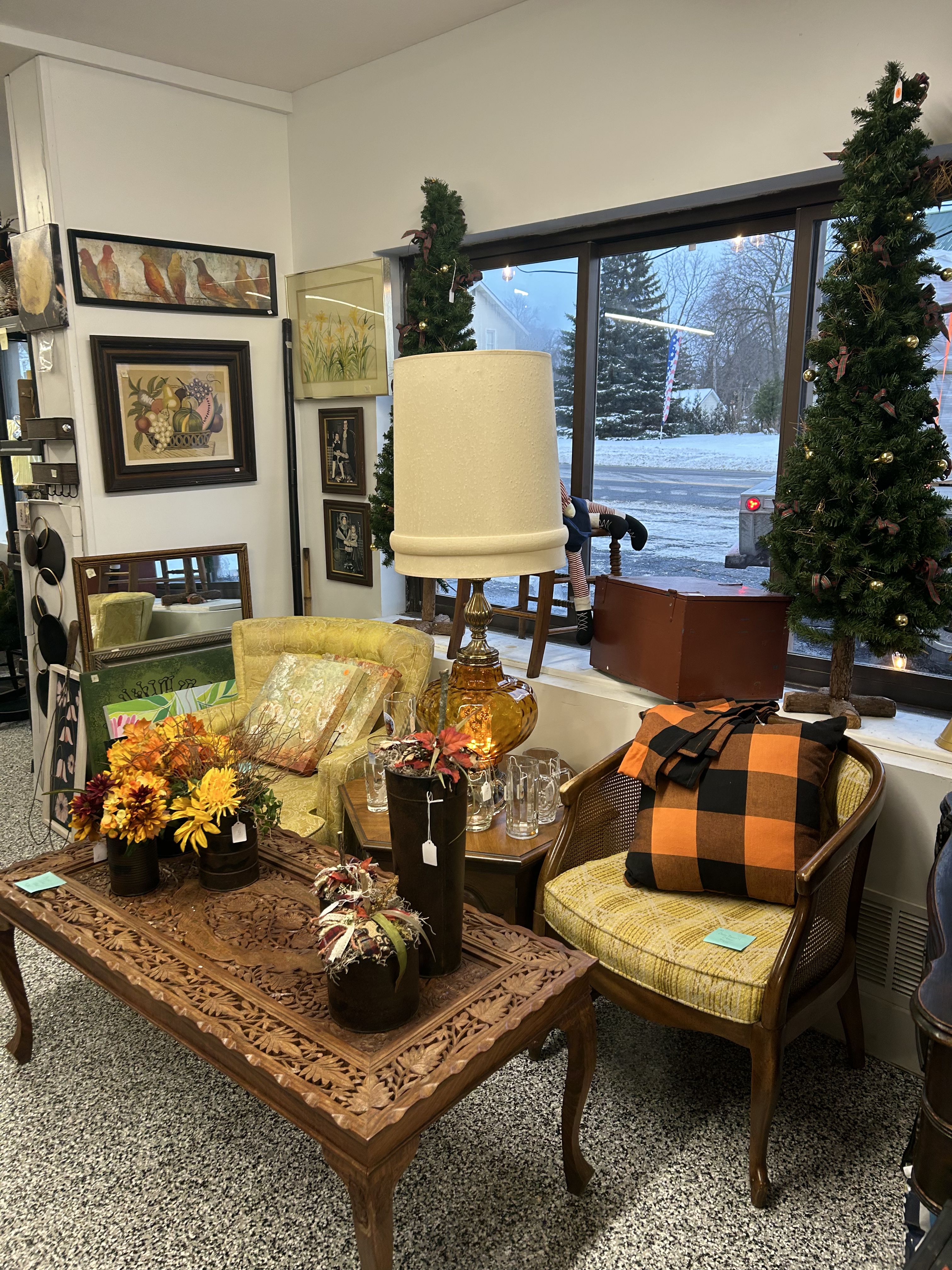 Buck & Helen's Estate Sale Services's Shop