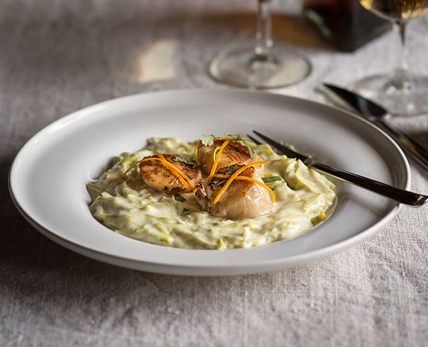 Vieiras a la crema de puerros Vieiras a la crema de puerros