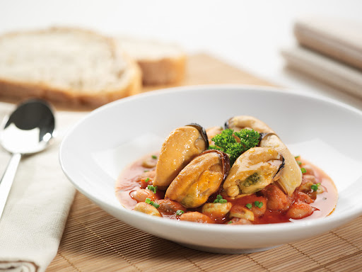 Potaje de alubias con mejillones Potaje de alubias con mejillones