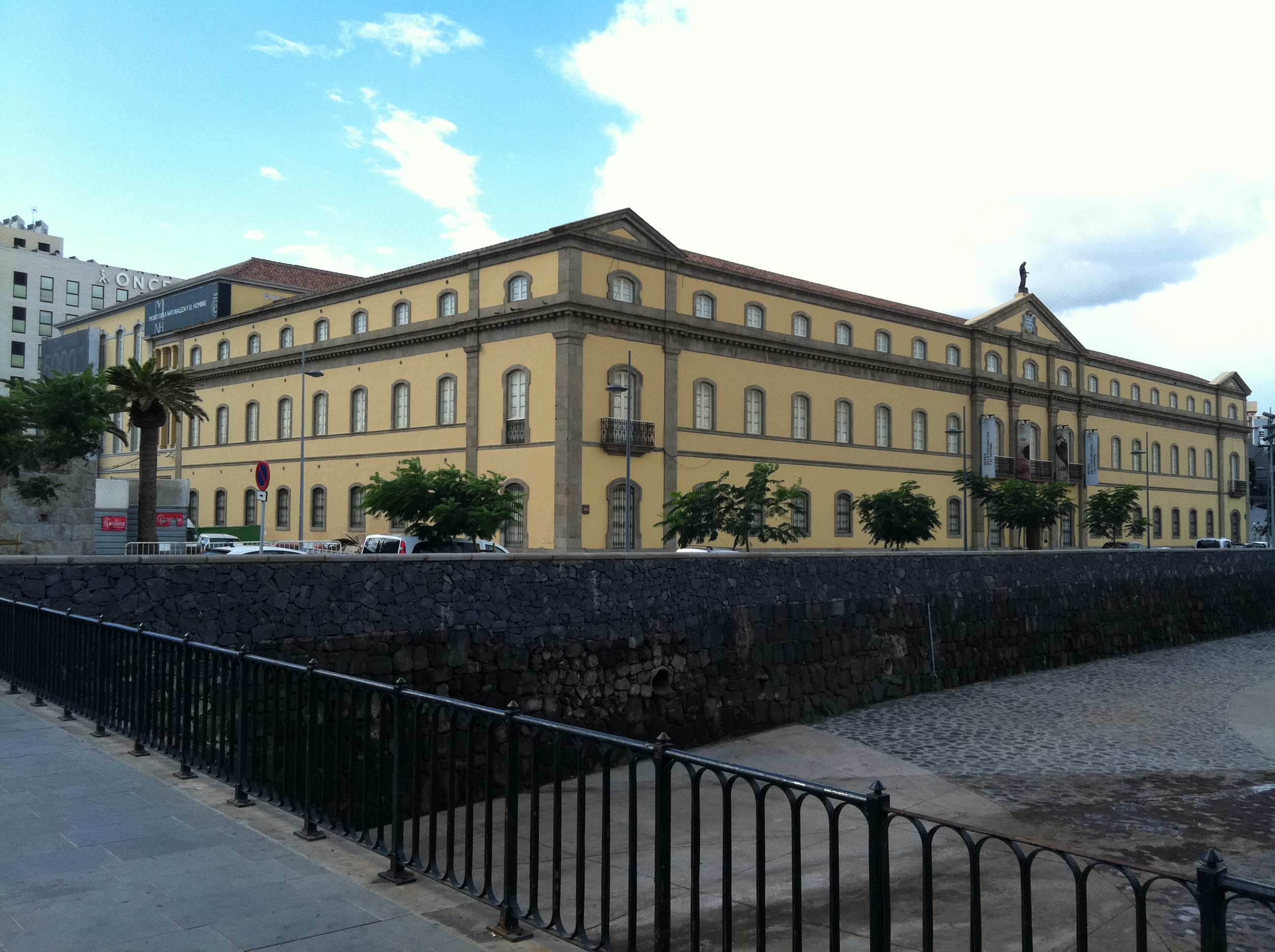 Museo de la Naturaleza y el Hombre Santa Cruz